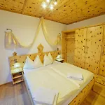別荘 In Koenigsleiten Near Zillertal Arena ヴァルト・イム・ピンツガウ
