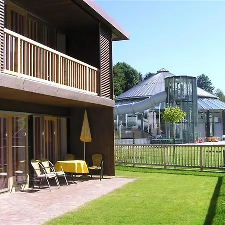 Zirbenholz Alpine Maisonette 別荘 ヴァルト・イム・ピンツガウ
