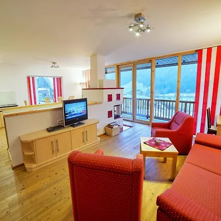 Feriehus In Koenigsleiten Near Zillertal Arena