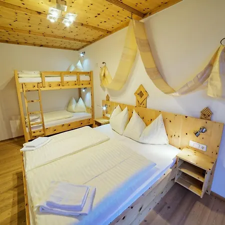 Zirbenholz Alpine Maisonette
