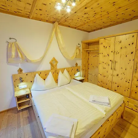 Feriehus In Koenigsleiten Near Zillertal Arena Wald im Pinzgau