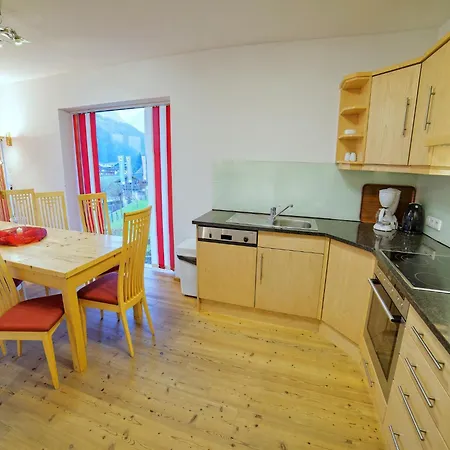 Feriehus In Koenigsleiten Near Zillertal Arena